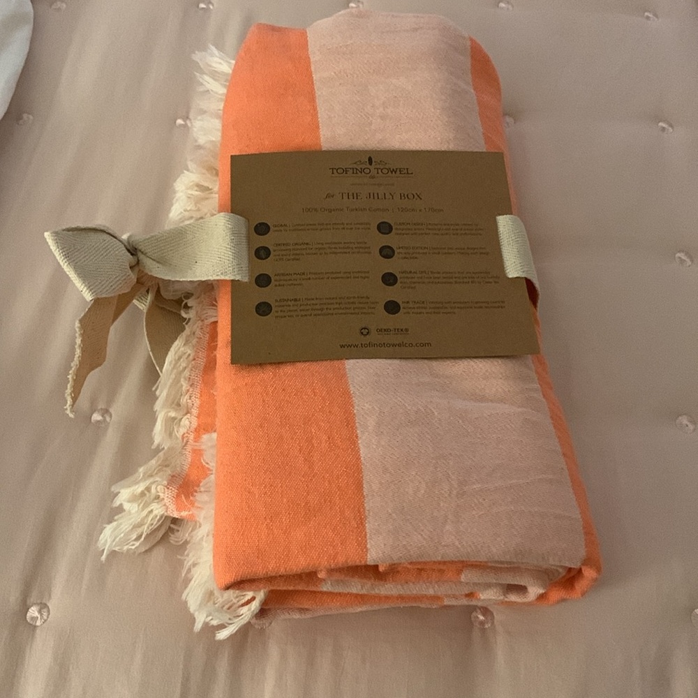 Tofino Towel Co. Jilly Summer Stripe Throw indoor/outdoor towel/throw - Picture 3 of 7